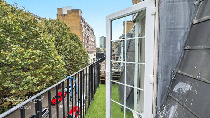 2 Bedroom Flat To Rent In St Annes Flats Doric Way, London, NW1