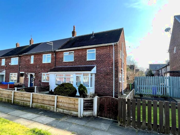 3 Bedroom Semi-Detached House To Rent In Stansted Walk, Manchester, M23