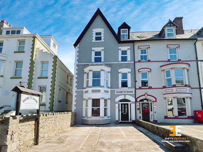 8 Bedroom Terraced House For Sale In Deganwy Avenue, Llandudno, LL30