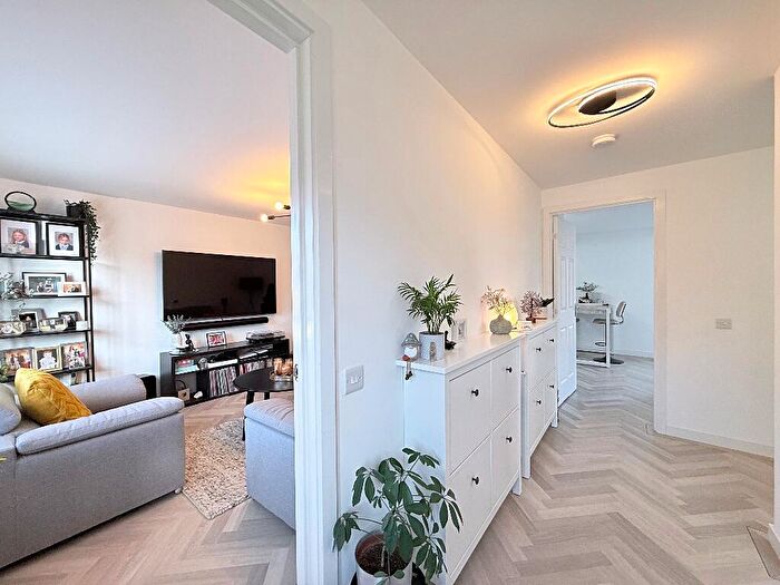 4 Bedroom Detached House For Sale In Thornbank Crescent, Falkirk, FK2