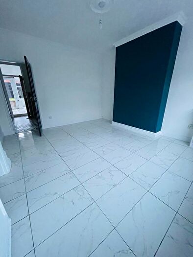 3 Bedroom House To Rent In Somersall Street, Mansfield, NG19