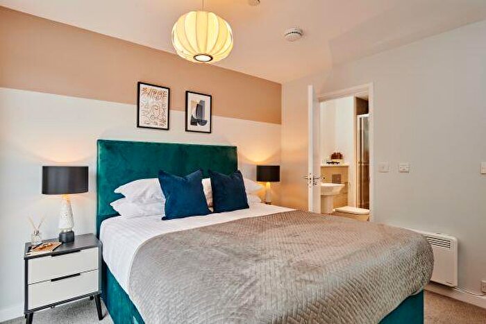 2 Bedroom Apartment To Rent In Gatehouse Apartments, Southampton Southampton, SO14