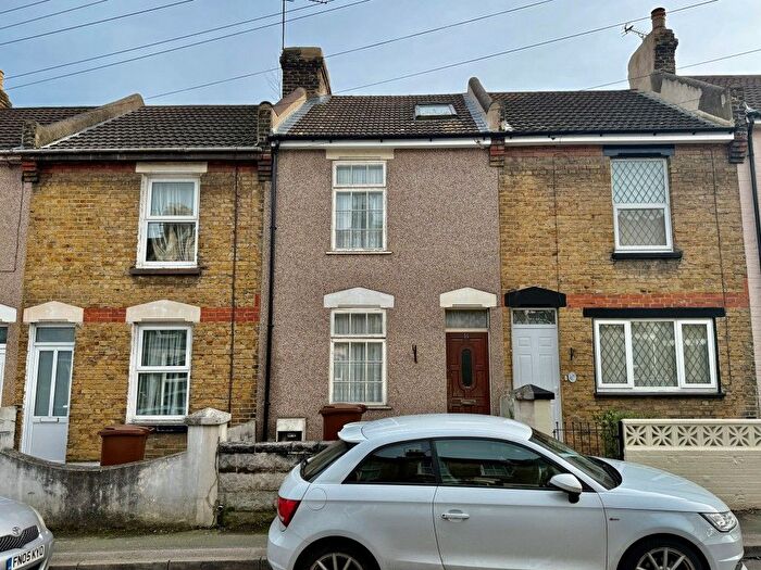 3 Bedroom Terraced House For Sale In Frederick Road, Gillingham, Kent, ME7