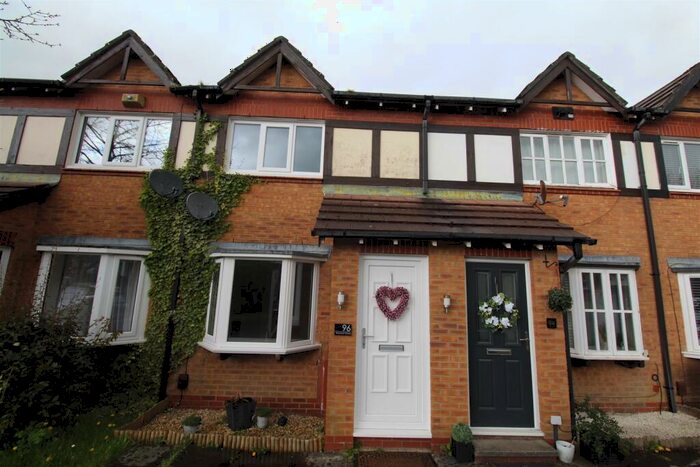 2 Bedroom Mews To Rent In Beaumont Chase, Bolton, BL3