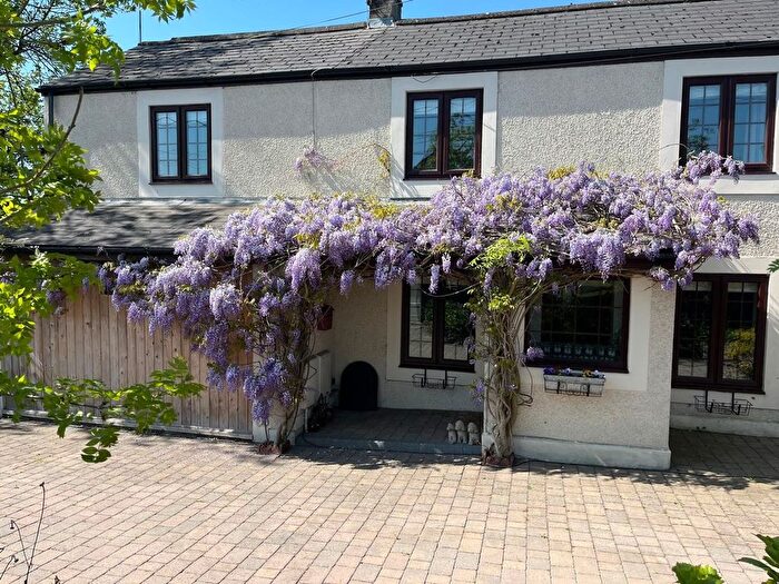 4 Bedroom Semi-Detached House For Sale In Caerleon Road, Llanfrechfa, NP44