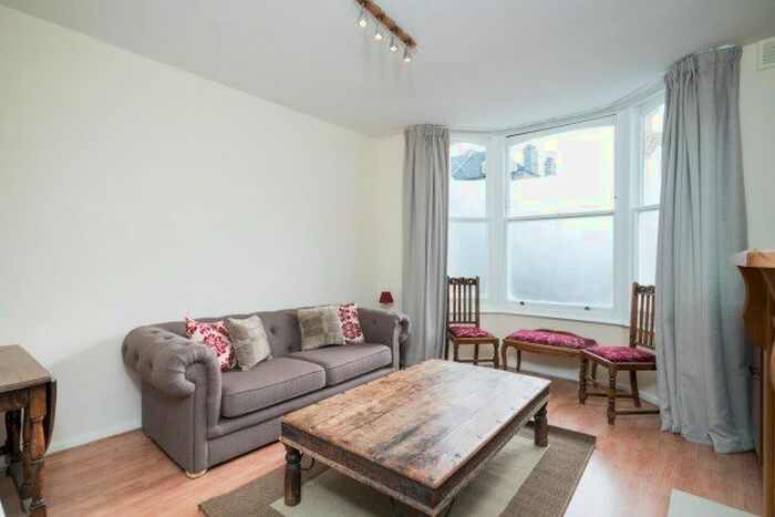 2 Bedroom Flat To Rent In Dawes Road, Fulham, SW6