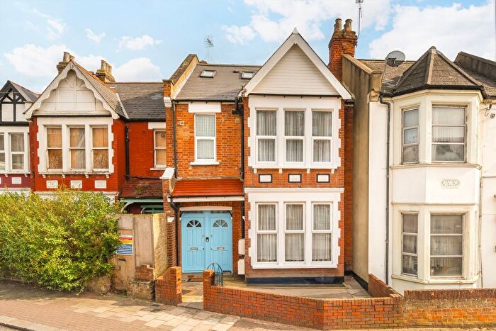 2 Bedroom Flat To Rent In Oaklands Road, Willesden, NW2
