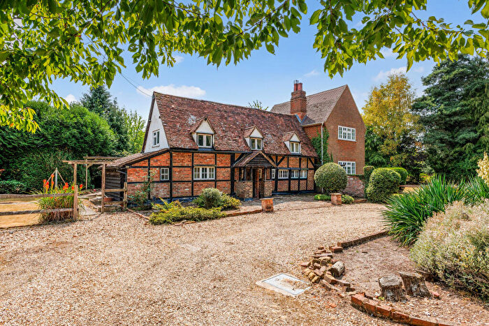4 Bedroom House For Sale In Bramshill Road, Bramshill, RG27
