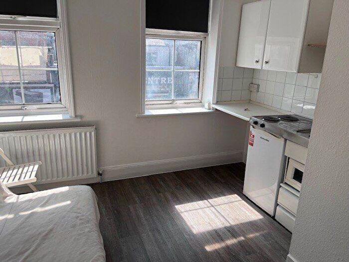 Studio To Rent In North End Road, Fulham, SW6