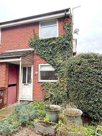 1 Bedroom End Of Terrace House To Rent In Mickledon Close, Nottingham, NG2