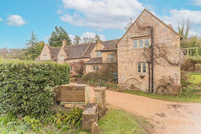 4 Bedroom Detached House For Sale In Box Hill, Corsham, SN13