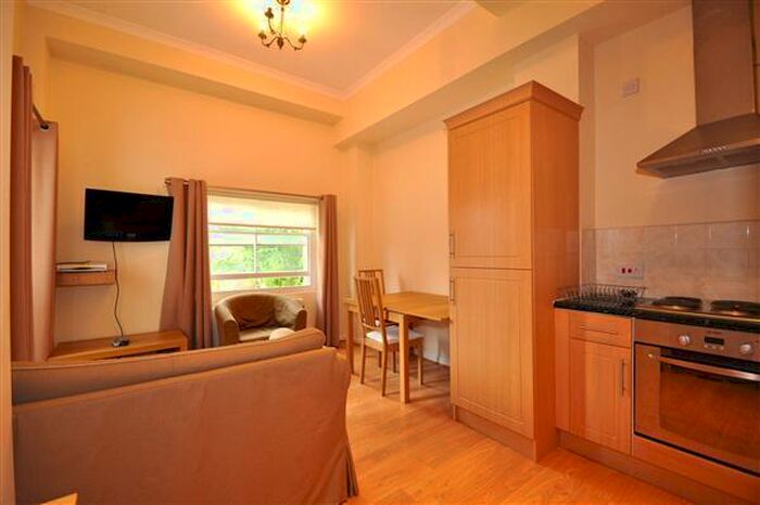 1 Bedroom Apartment To Rent In Kings Road, London, SW10