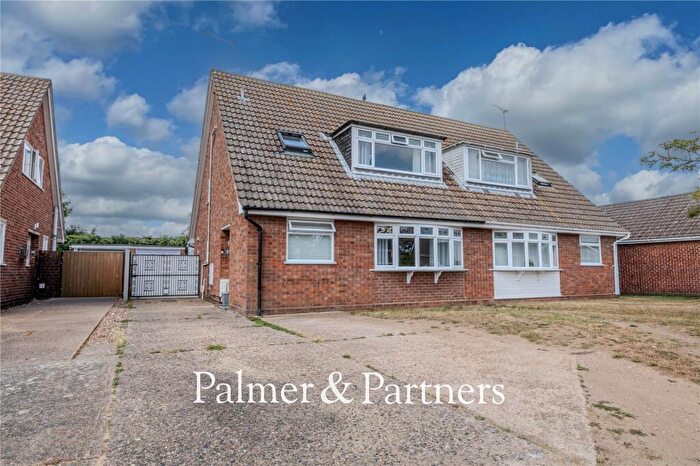3 Bedroom Semi-Detached House For Sale In Penryn Road, Kesgrave, Ipswich, Suffolk, IP5