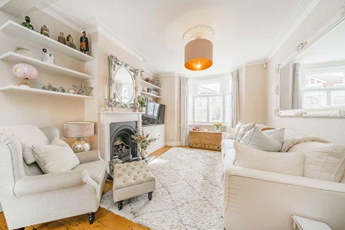 3 Bedroom Property For Sale In Natal Road, Streatham, SW16