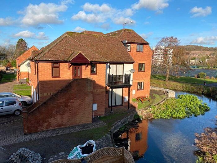 1 Bedroom Maisonette To Rent In Kingsmead Road, High Wycombe, HP11