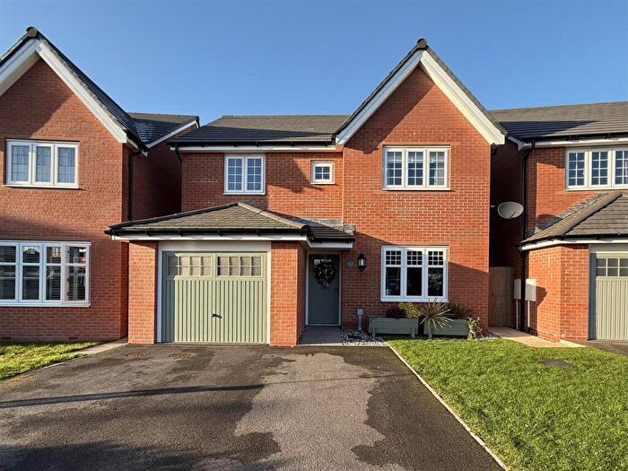 4 Bedroom Detached House For Sale In Lewis Way, Congleton, CW12
