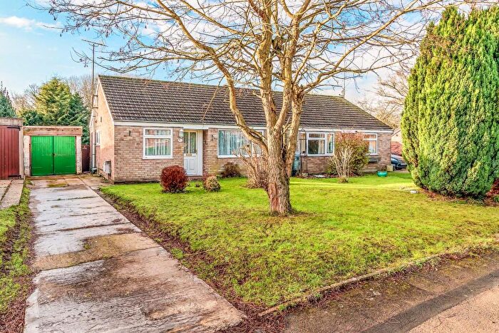 2 Bedroom Semi-Detached Bungalow For Sale In Barton Drive, Kedington, CB9