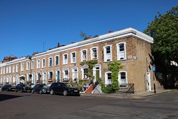 4 Bedroom Detached House For Sale In St Paul Street, London, N1
