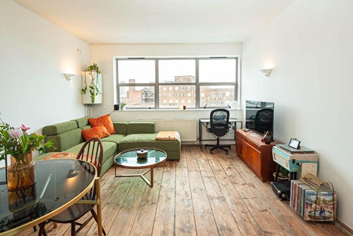 1 Bedroom Duplex To Rent In Tudor Road, London, E9