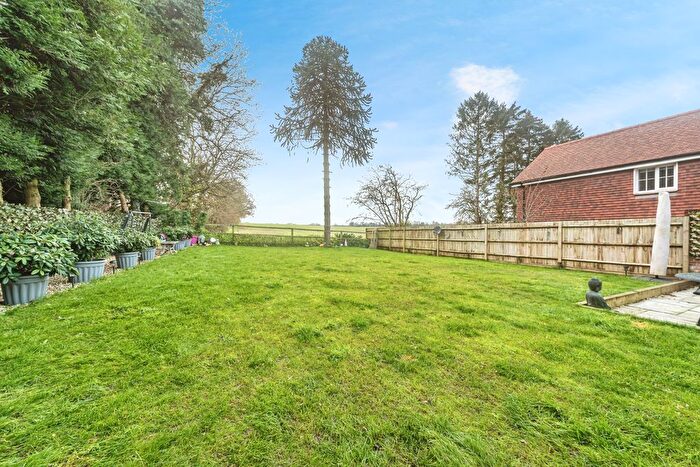 4 Bedroom Detached House For Sale In Primrose Close, North Waltham, Basingstoke, RG25