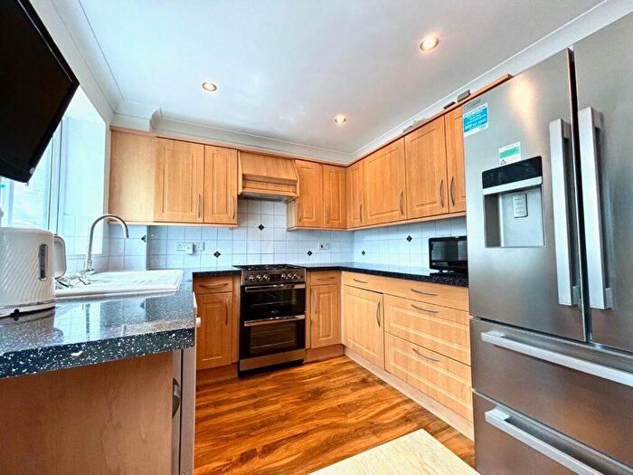 3 Bedroom Detached House To Rent In Queensdown Gardens, Brislington, Bristol, BS4