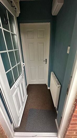 2 Bedroom End Of Terrace House To Rent In Hereford Way, Banbury, OX16