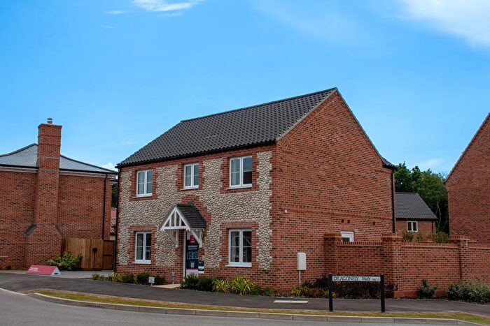 4 Bedroom Detached House For Sale In Dragonfly Way, Holt, NR25