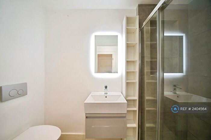 2 Bedroom Flat To Rent In Agar Grove, London, NW1