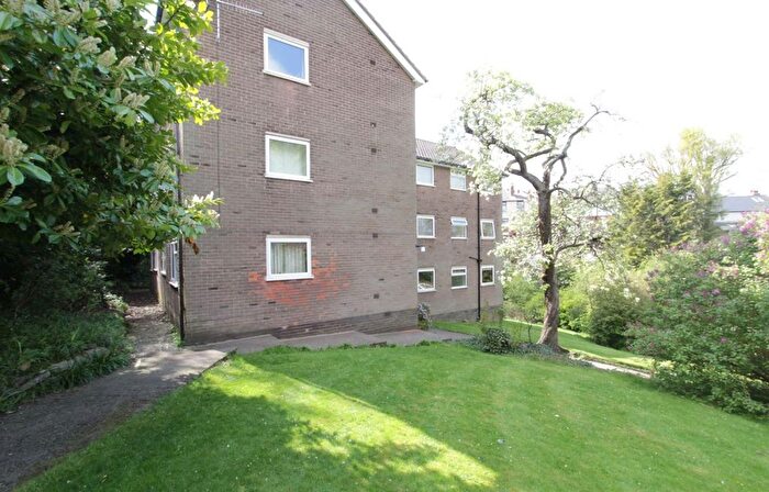 2 Bedroom Flat To Rent In Dobbin Hill, Sheffield, S11