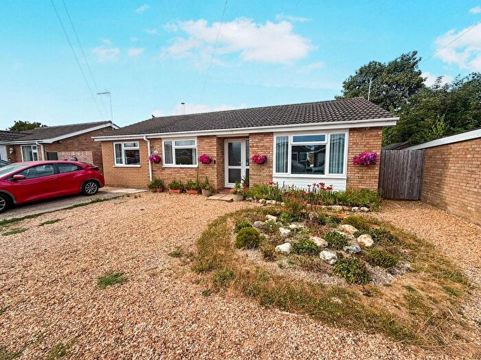 4 Bedroom Detached Bungalow For Sale In St. Nicholas Drive, Feltwell, IP26