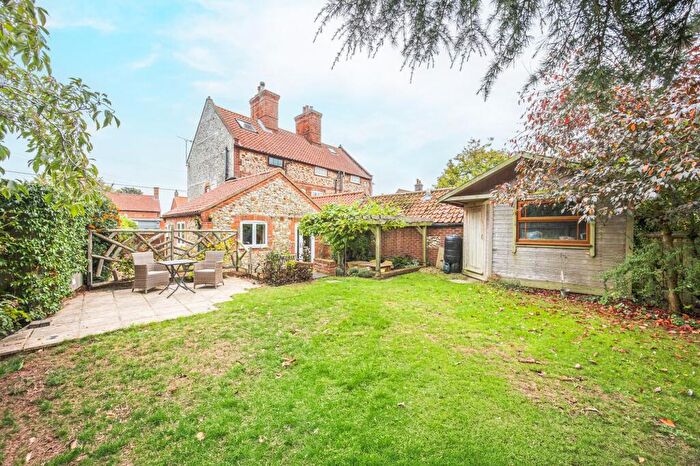 3 Bedroom End Of Terrace House For Sale In Characterful Cottage In Docking, PE31