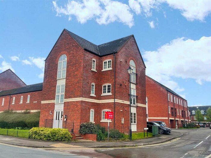 2 Bedroom Apartment For Sale In Anglesey Road, Burton-On-Trent, DE14