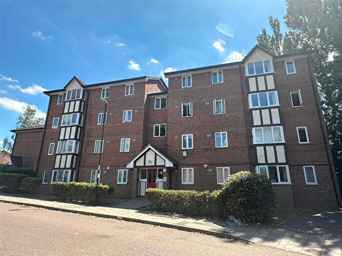 2 Bedroom Flat For Sale In Cumberland Place, London, SE6