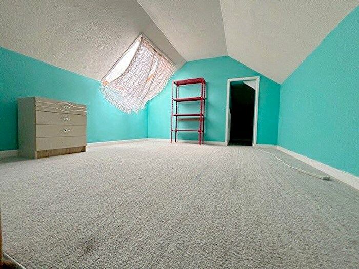 2 Bedroom Bungalow For Sale In Bolgoed Road, Pontarddulais, Swansea, SA4