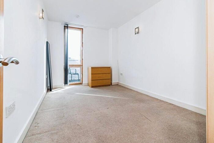 2 Bedroom Apartment To Rent In Dearmans Place, Salford, Greater Manchester, M3