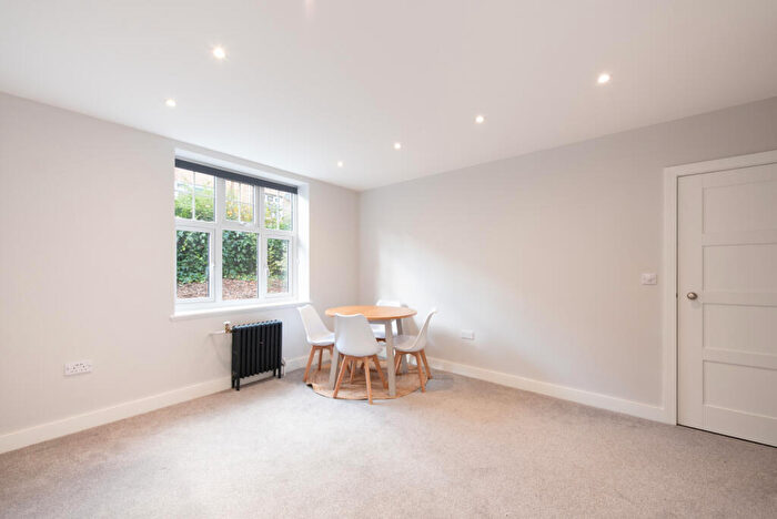 1 Bedroom Apartment To Rent In Belsize Grove, London, NW3