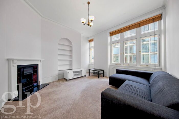2 Bedroom Flat To Rent In St. Martin's Lane, London, WC2N