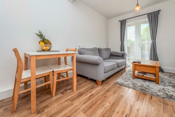 1 Bedroom Apartment To Rent In High Street, London Colney, St. Albans, AL2