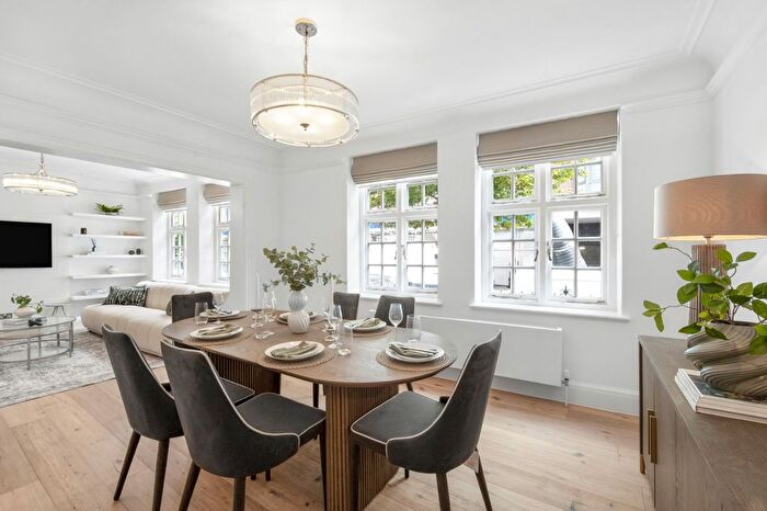 2 Bedroom Flat To Rent In Wheatley Street, Marylebone, W1G