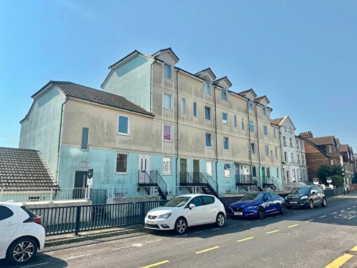 1 Bedroom Maisonette For Sale In Radnor Bridge Road, Folkestone, CT20