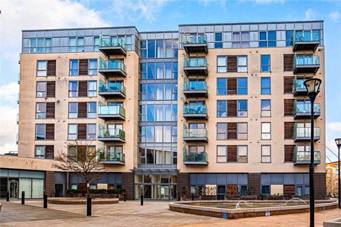 2 Bedroom Apartment For Sale In Cotterells, Hemel Hempstead, Hertfordshire, HP1