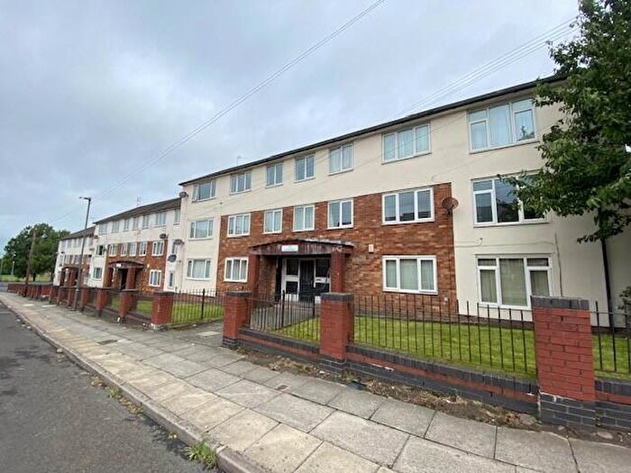 3 Bedroom Flat For Sale In Flat, Lemon Street, Liverpool, Merseyside, L5
