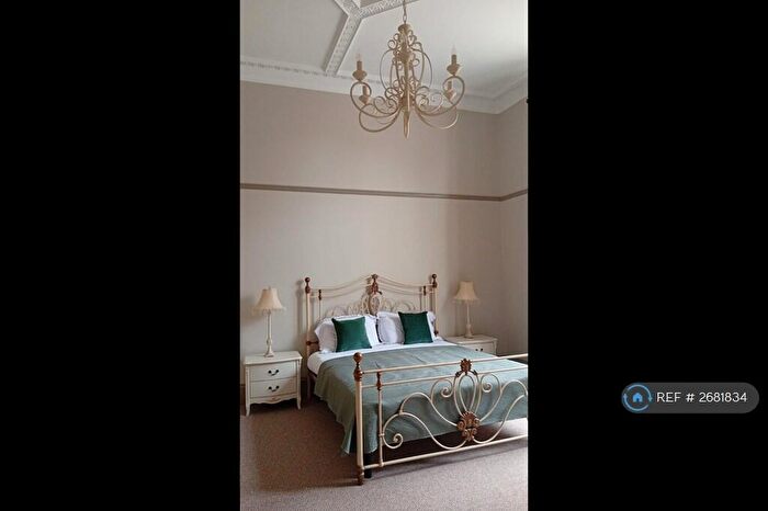 1 Bedroom Flat To Rent In Ettrick Road, Edinburgh, EH10