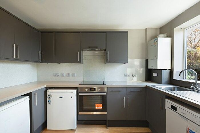 5 Bedroom Property To Rent In Norley Vale, SW15