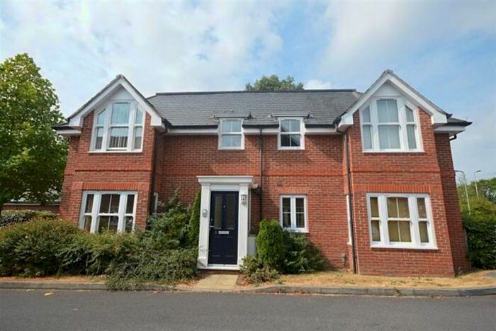 2 Bedroom Flat To Rent In Windmill House, Geranium Gardens, Denmead, Waterlooville, Hampshire, PO7