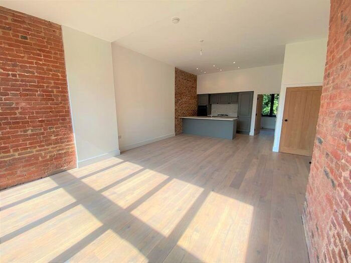 2 Bedroom Apartment To Rent In Apt Bank Hall, Bank Hall Drive, Bretherton, PR26