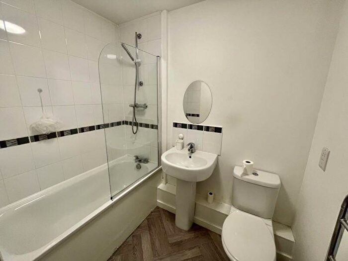 2 Bedroom Apartment To Rent In Churchbeck Chase, Stoneclough, Radcliffe **Available Now**, M26