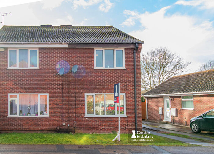 2 Bedroom Semi-Detached House For Sale In Sankey Drive, NG6