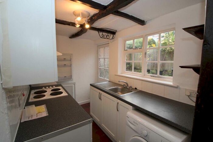 1 Bedroom Cottage To Rent In High Street, Northchurch, HP4