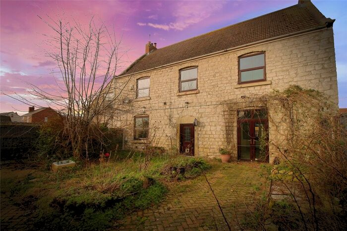 5 Bedroom Detached House For Sale In Hall Villa Lane, Toll Bar, Doncaster, South Yorkshire, DN5